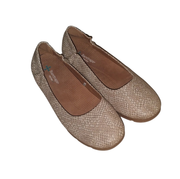 Baretraps Women Beige Prim Leather Flats Posture+ Technology Cushioned SZ 8 - Picture 2 of 6